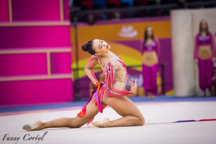 Rut Castillo Galindo - primera mexicana en clasificar a Juegos Olímpicos en gimnasia rítmica
