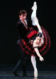 Tamara Rojo cree que España tiene una buena cantera de bailarines, que no pueden volver
